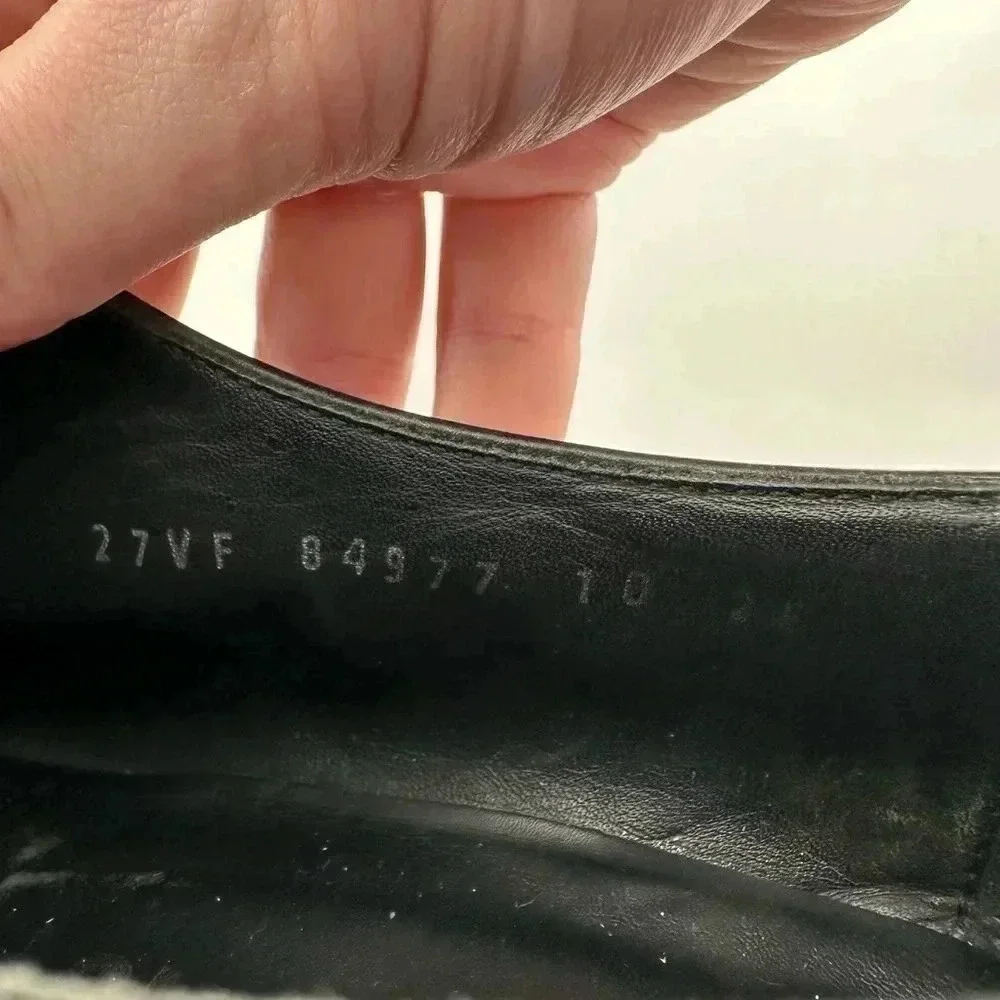 Salvatore Ferragamo mens dress shoes 10 rain lux black Italian leather cap toe